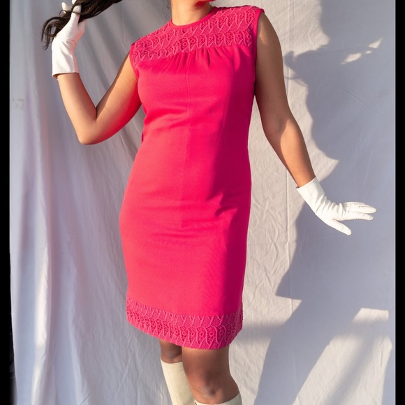 60s vintage hot pink bow back Shift Dress - Picture 4 of 7